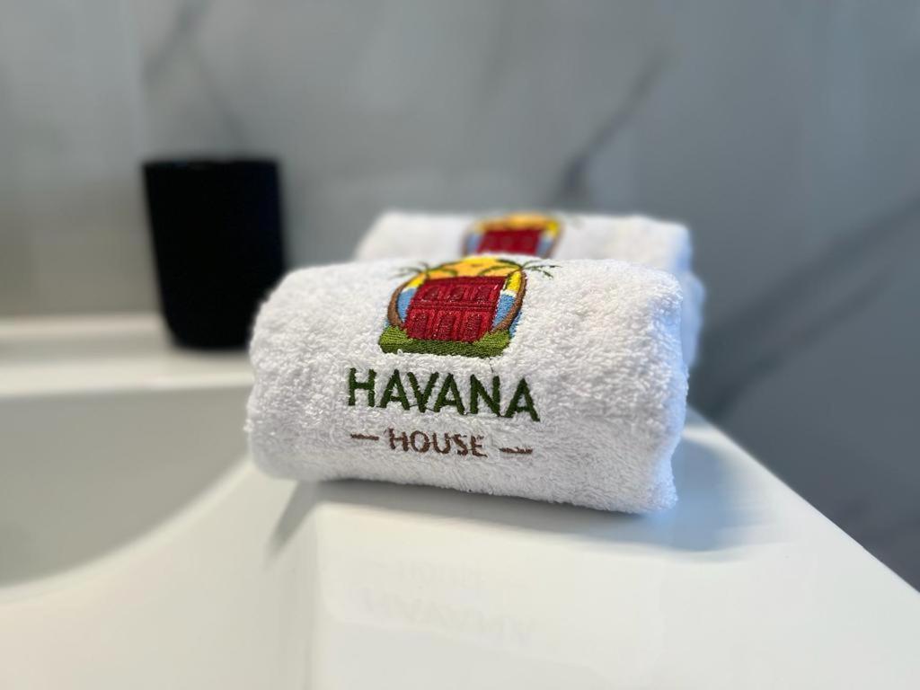 Havana House Lägenhet Bari Exteriör bild
