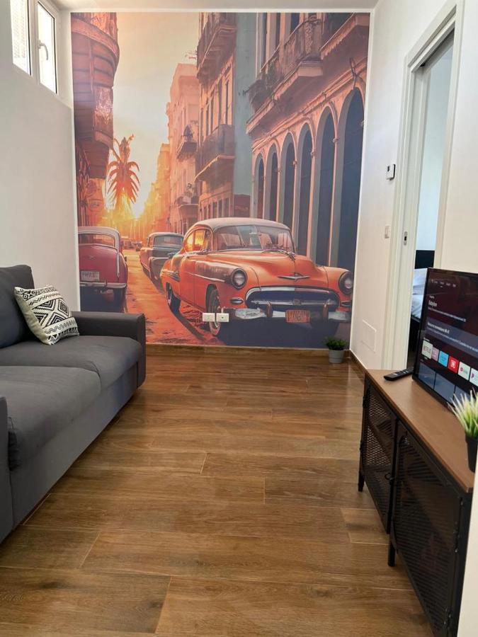 Havana House Lägenhet Bari Exteriör bild